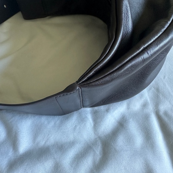 COS leather crossbody bag - Picture 5 of 7